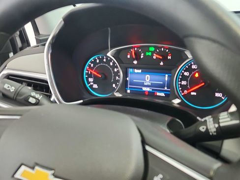 Used 2024 Chevrolet Equinox LS w/ LS Convenience Package FWD image 19