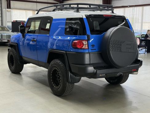 Used 2007 Toyota FJ Cruiser 4WD image 4