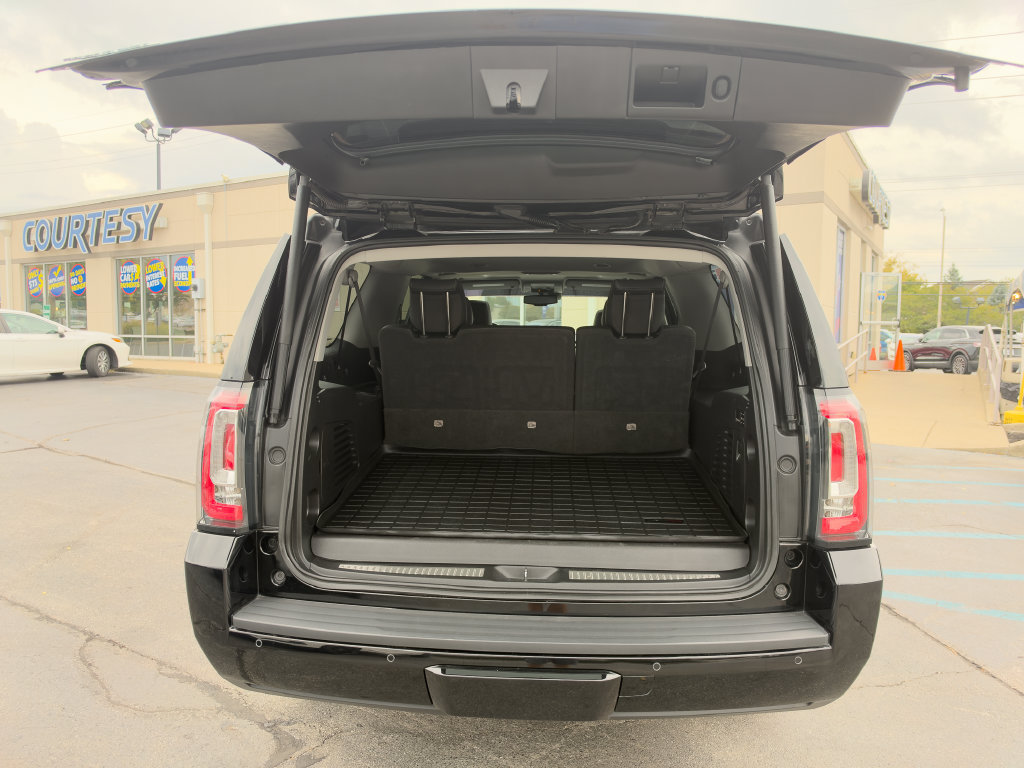 Used 2020 GMC Yukon XL SLT AWD/4WD image 16
