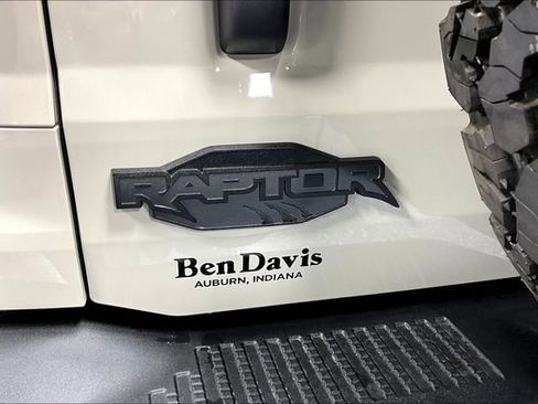 New 2025 Ford Bronco Raptor image 9