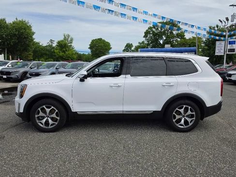 Used 2021 Kia Telluride EX AWD/4WD image 2