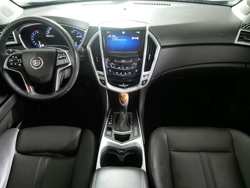 Used 2013 Cadillac SRX Luxury image 10