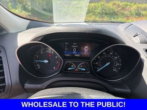 Used 2017 Ford Escape SE w/ Equipment Group 201A FWD image 26