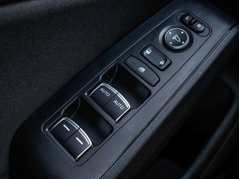 Used 2025 Honda Civic Sport image 10