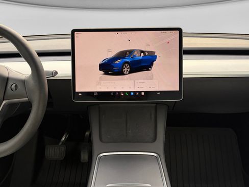 Used 2022 Tesla Model Y Long Range AWD/4WD image 7