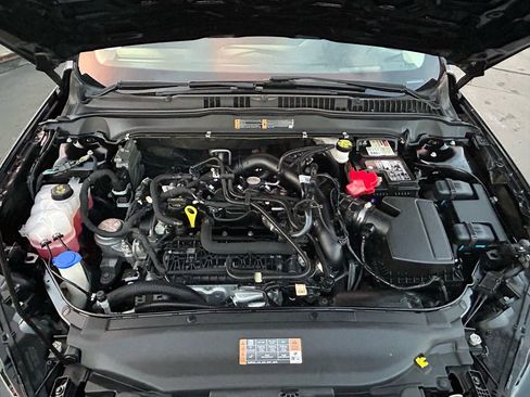 Used 2019 Ford Fusion SE image 26