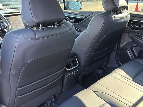 Used 2025 Subaru Outback Touring w/ Popular Package #2 image 31