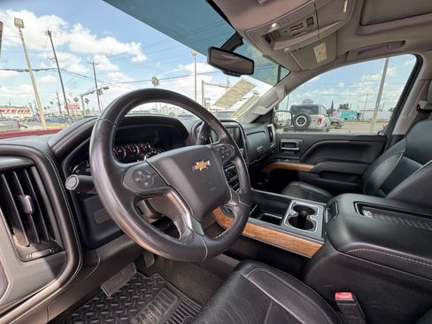 Used 2018 Chevrolet Silverado 1500 LTZ w/ Texas Edition AWD/4WD image 22