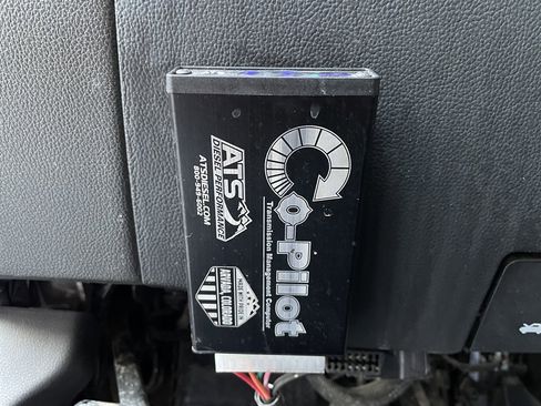 Used 2017 Chevrolet Silverado 3500 High Country w/ Duramax Plus Package AWD/4WD image 8