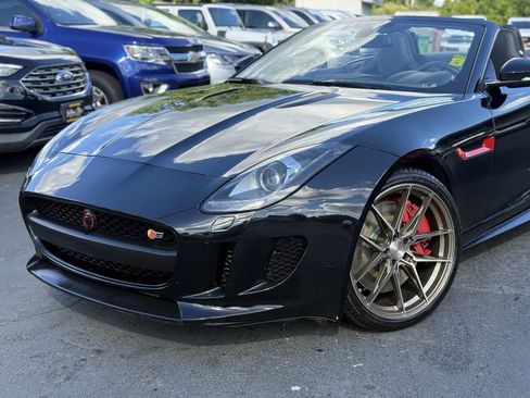 Used 2014 Jaguar F-TYPE S RWD image 21