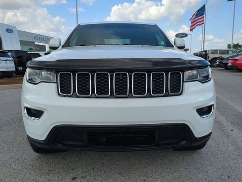 Used 2020 Jeep Grand Cherokee Laredo image 9
