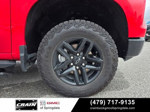 Used 2024 Chevrolet Silverado 1500 LT Trail Boss w/ Convenience Package II AWD/4WD image 31