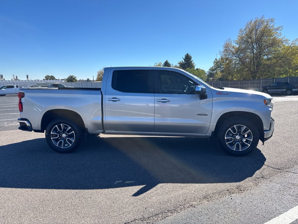 Used 2021 Chevrolet Silverado 1500 LT AWD/4WD image 6
