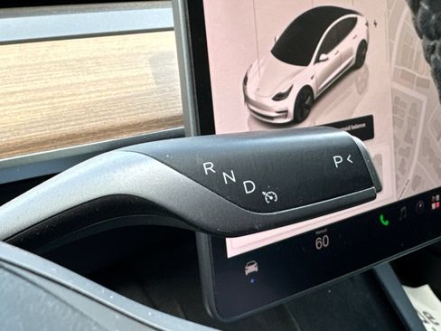 Used 2022 Tesla Model 3 Long Range AWD/4WD image 26