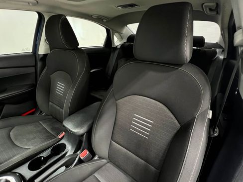 Used 2019 Kia Forte S w/ S Premium Package FWD image 14