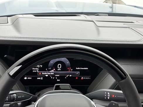 New 2026 GMC Yukon Denali w/ Denali Reserve Package AWD/4WD image 6