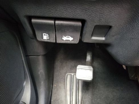 Certified 2022 Nissan Murano S image 21