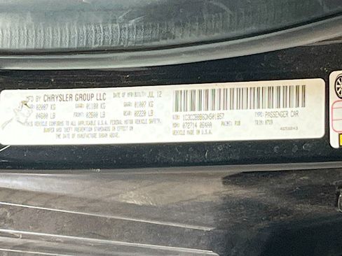 Used 2013 Chrysler 200 Touring w/ S Exterior Appearance Pkg FWD image 28