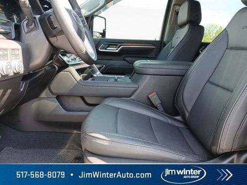 Used 2025 GMC Sierra 2500 Denali w/ Denali Reserve Package AWD/4WD image 19