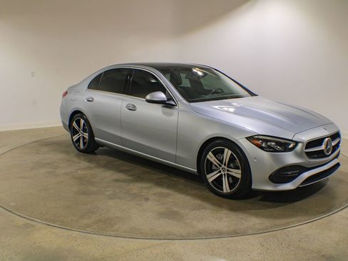 Used 2023 Mercedes-Benz C 300 4MATIC Sedan image 7