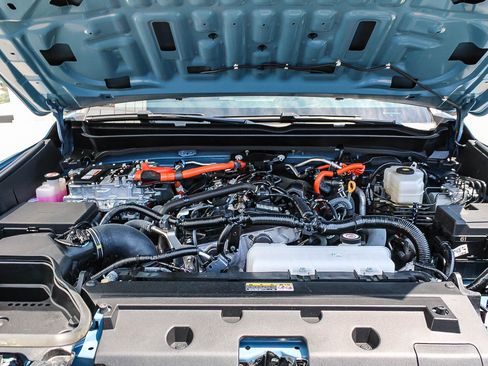 Certified 2026 Toyota Tacoma TRD Sport AWD/4WD image 28