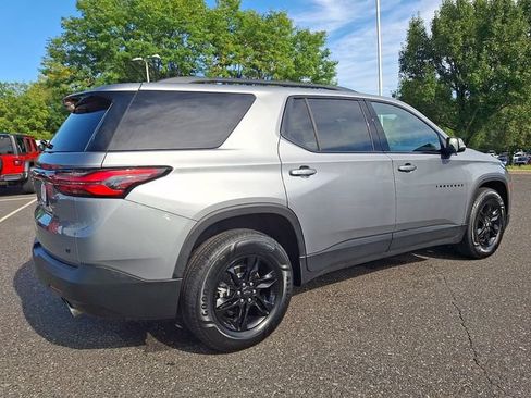Certified 2024 Chevrolet Traverse LT w/ Midnight/Sport Edition AWD/4WD image 6
