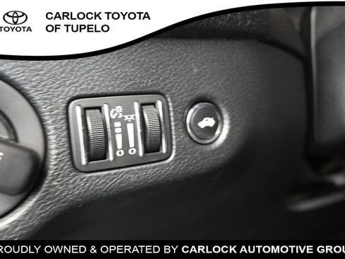 Used 2018 Dodge Challenger R/T Scat Pack RWD image 19