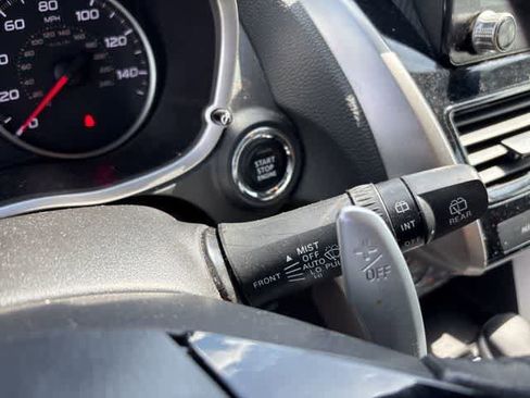 Used 2024 Mitsubishi Eclipse Cross SEL AWD/4WD image 17