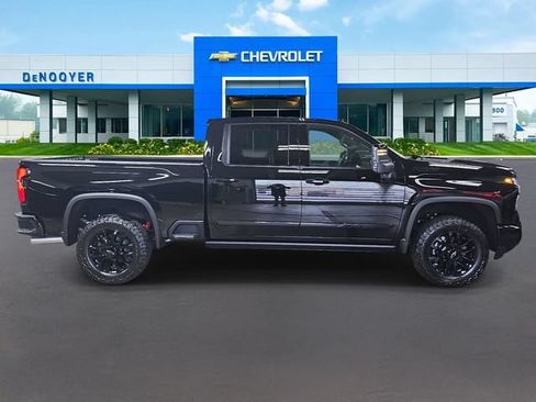 New 2026 Chevrolet Silverado 2500 High Country w/ High Country Premium Package AWD/4WD image 7