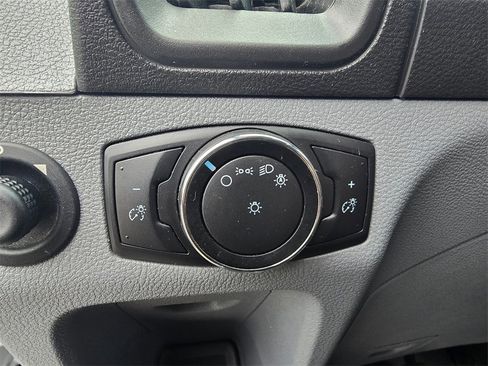 Used 2017 Ford Transit 350 XLT image 16