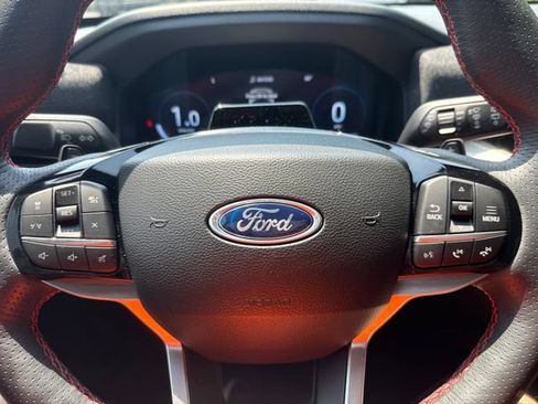 Used 2025 Ford Explorer ST AWD/4WD image 26