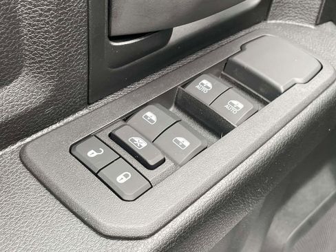 New 2026 RAM 2500 Tradesman w/ Chrome Appearance Group image 27