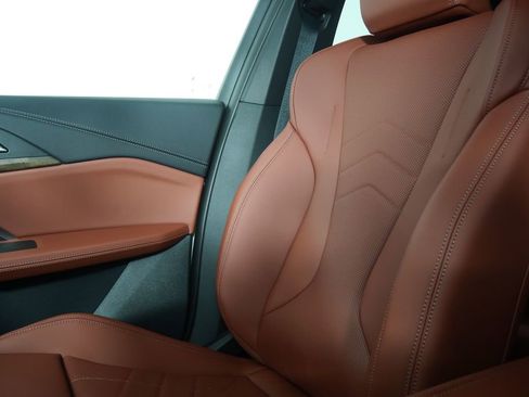 Used 2026 BMW X1 xDrive28i w/ Technology Package image 24