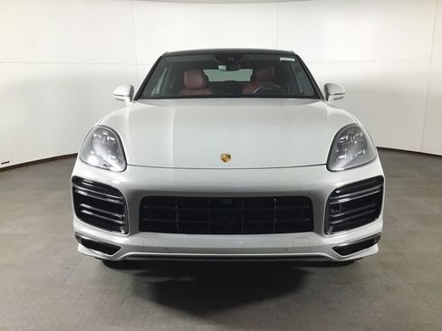 Used 2023 Porsche Cayenne Turbo AWD/4WD image 10