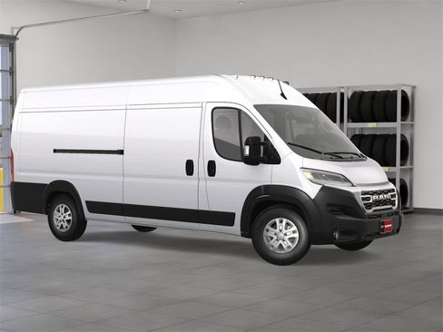 New 2025 RAM ProMaster 3500 w/ Quick Order Package 22G SLT image 7