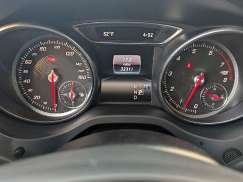 Used 2018 Mercedes-Benz CLA 250 4MATIC image 29