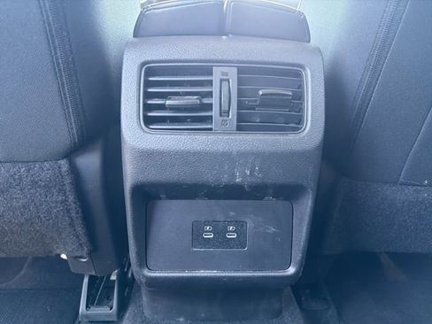 Used 2024 Nissan Rogue SV FWD image 25