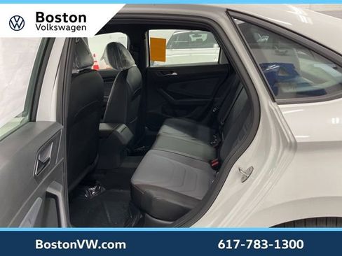 New 2026 Volkswagen Jetta GLI Autobahn FWD image 8