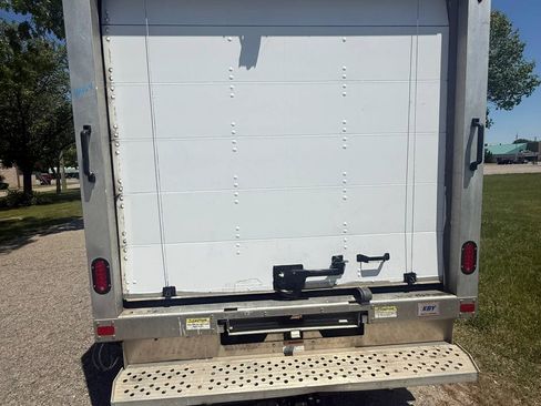 Used 2019 Ford Transit 350 156 DRW RWD image 5