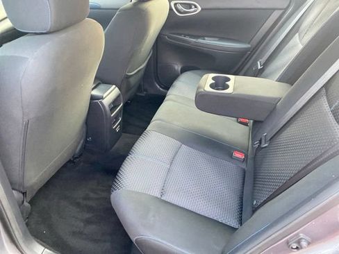 Used 2019 Nissan Sentra SR FWD image 24