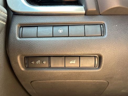 Used 2022 Nissan Rogue SL FWD image 27