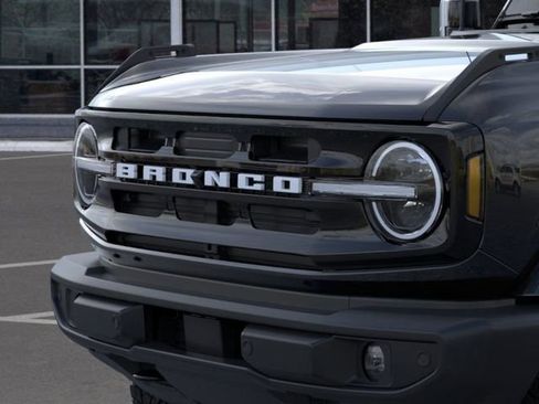 New 2026 Ford Bronco Outer Banks image 19