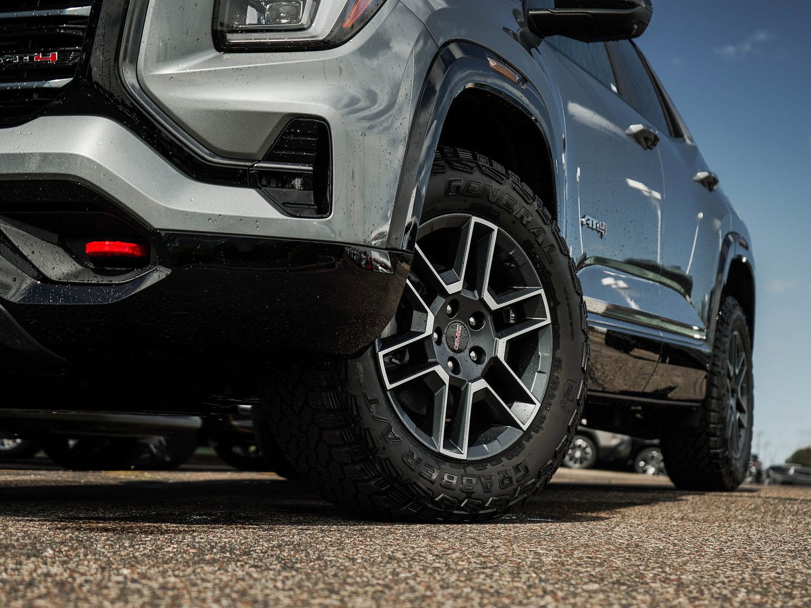 New 2027 GMC Terrain AT4 w/ Convenience Package III AWD/4WD image 6