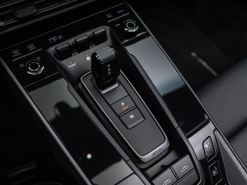 Used 2022 Porsche 911 Targa 4S image 30