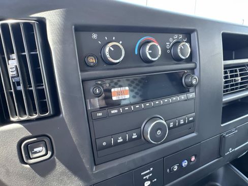 New 2025 GMC Savana 2500 w/ Driver Convenience Package RWD image 12