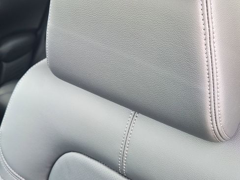 New 2026 Honda HR-V EX-L image 18