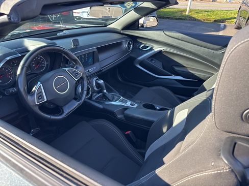 Used 2016 Chevrolet Camaro LT image 18