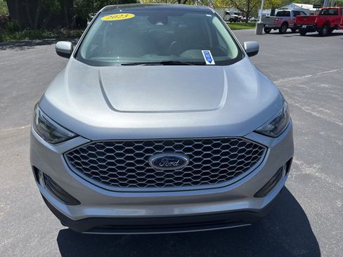 Used 2023 Ford Edge SEL w/ Convenience Package AWD/4WD image 2