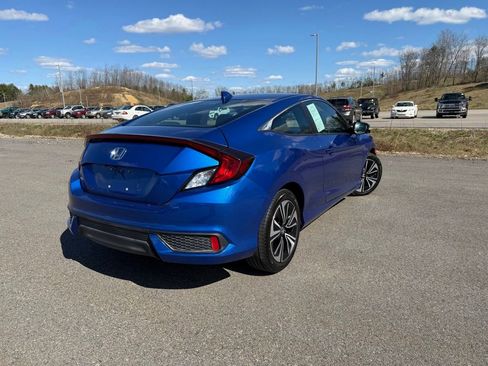 Used 2018 Honda Civic EX-T image 3
