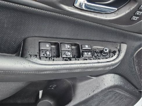 Used 2017 Subaru Outback 2.5i Limited AWD/4WD image 28
